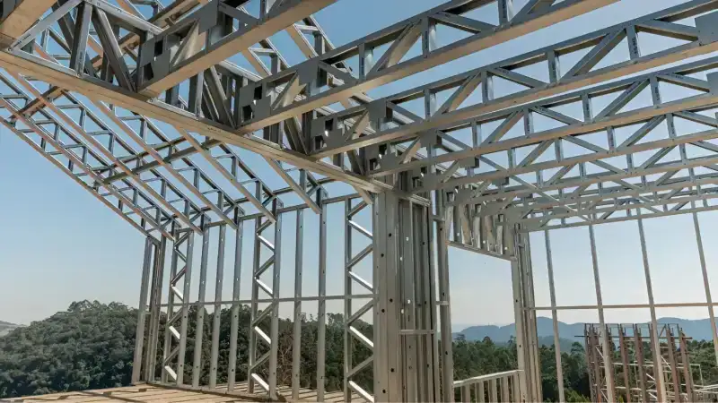 Estrutura Steel Frame em construção